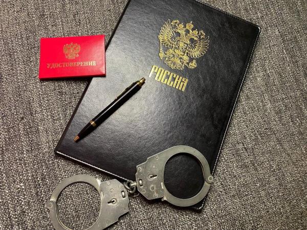 В Азове мужчина изнасиловал 42-летнюю женщину