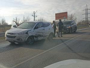 В больнице умер пассажир иномарки после ДТП на трассе Ростов - Азов