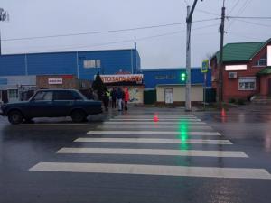 Под Азовом пенсионерка попала под колеса легковушки