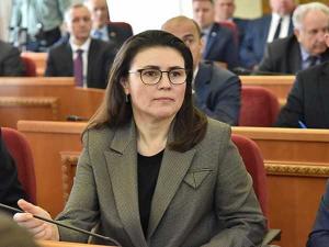 Вице-спикер донского парламента Светлана Мананкина: Сельские специалисты должны получать компенсацию за оплату ЖКУ в беззаявительном порядке