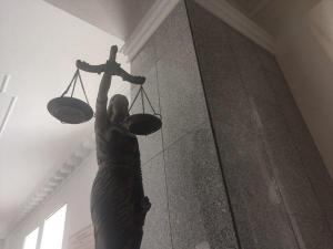 В Азове под суд пойдет замдиректора районного управления ЖКХ Ростова