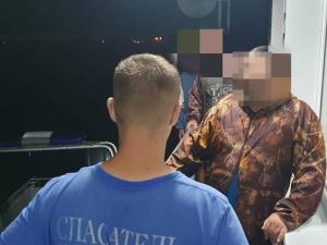В Азовском районе рыбаки застряли на острове посреди реки Дон