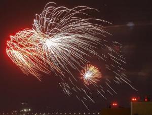 В Азове с 1 декабря запретили запускать фейерверки