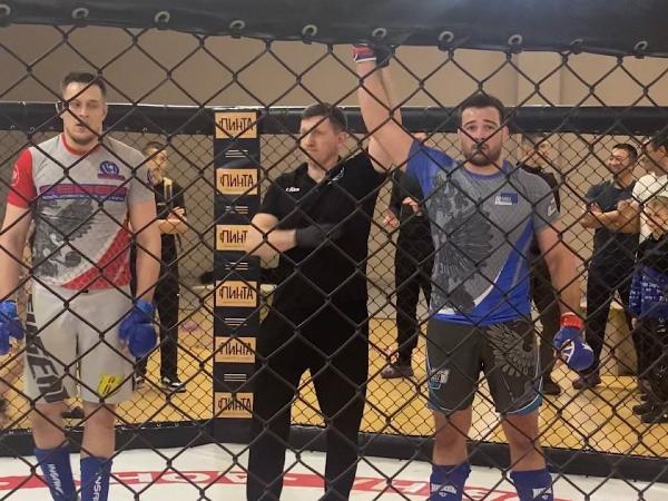 Борец из Азова стал чемпионом Ростовской области по ММА