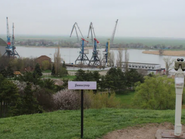 В порту Азова усилили охрану в целях безопасности