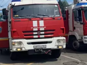 В Азовском районе при пожаре в частном доме погибли мать и сын