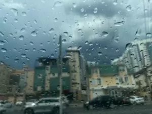В Азове объявили штормовое предупреждение из-за ливня