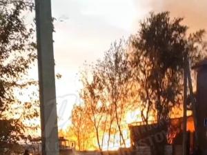 Компания друзей едва не сгорела заживо на базе отдыха под Азовом