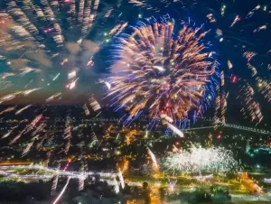 В Азове продлили запрет на запуск фейерверков