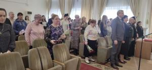 Близким погибших бойцов из Азовского района вручили орден Мужества