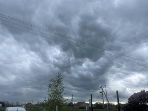 Сильные дожди с грозой и градом прогнозируют на 9 и 10 мая в Азове