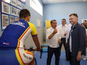 В Азове открыли велошколу
