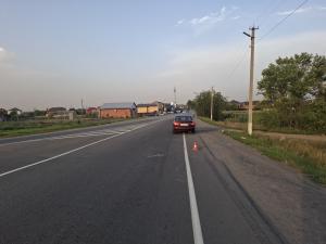 В Ростовской области автомобилист сбил пешехода на обочине
