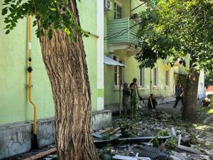 Жильцов дома в Азове, пострадавших от падения БПЛА, выселят до 1 сентября