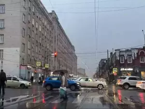Из-за дождя водителей Ростовской области предупреждают быть осторожнее