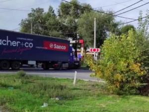 Километровая пробка образовалась на Промышленной в Азове из-за ДТП