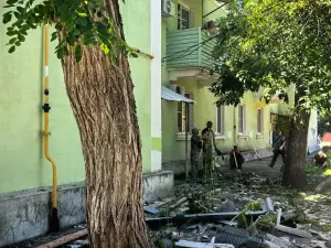 Жильцы дома в Азове, пострадавшего от удара БПЛА, будут сами решать его судьбу