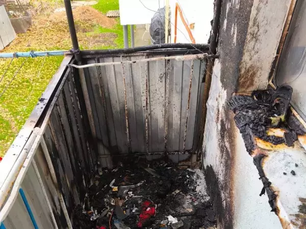 В Азовском районе  9-летний мальчик спалил балкон