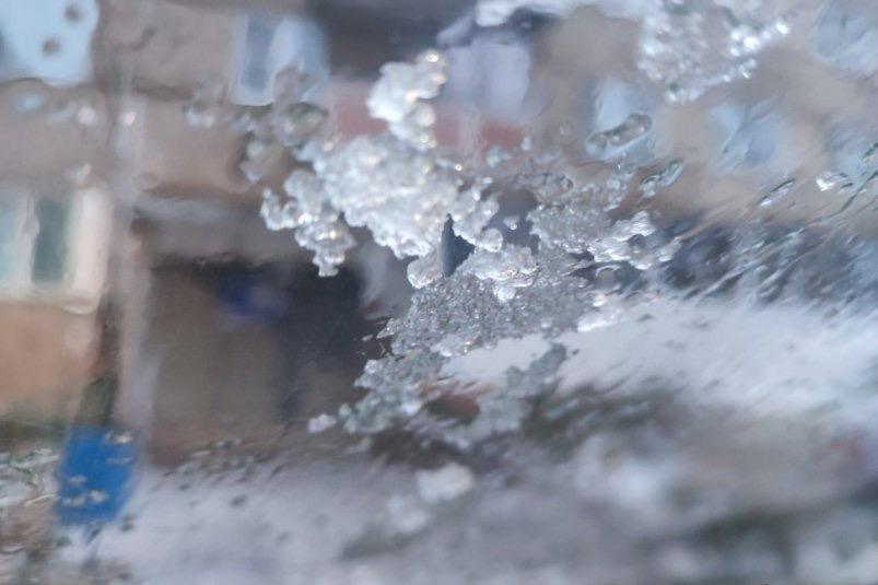 Заморозки до -13 градусов и метель прогнозируют на выходных в Азове