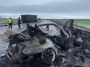 На трассе Азов – Староминская водитель сгорел в машине после ДТП