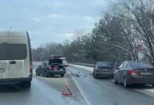 ДТП с двумя авто произошло на подъезде к Азову