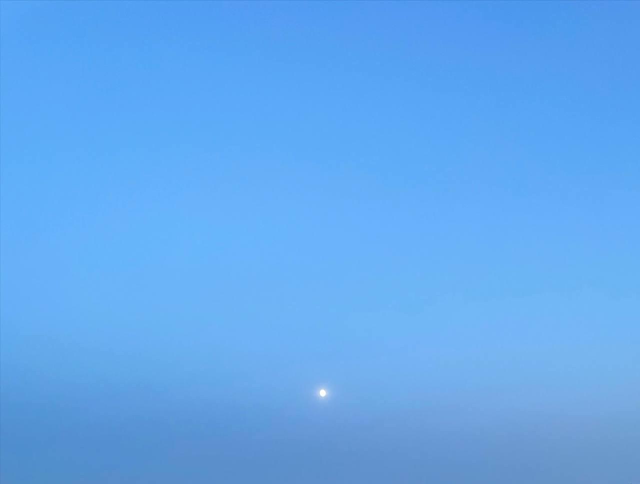 Четыре беспилотника сбили в небе над Азовским морем за три часа ночью 8 марта